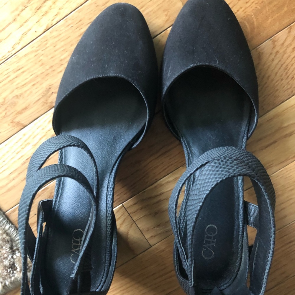 Dress shoes